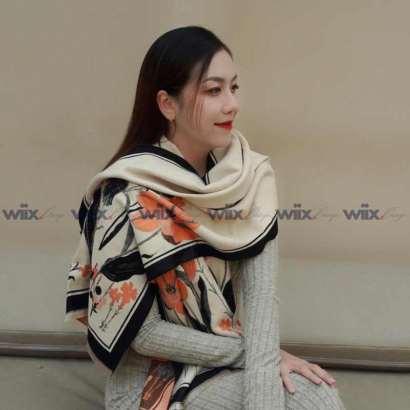 Luxury Women's Cashmere Scarf KQ WD01: Elegance and Sophist