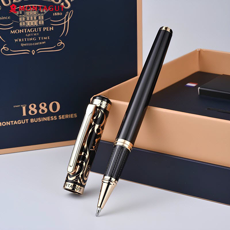 Montagut MT152 Signature Ballpoint Pen: Elegance in Every Stroke