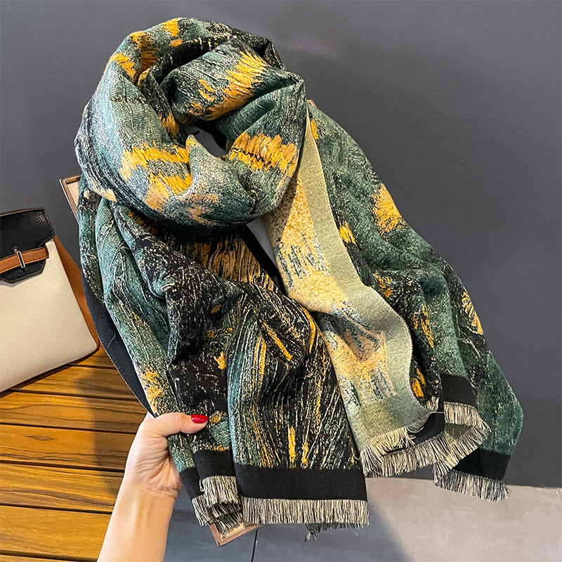 Step into Timeless Elegance with the Luxurious Cashmere Scarf for Women KQVG-WD003