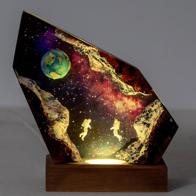EPX020 Universe Epoxy Resin Lamp Astronauts and Earth